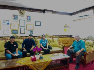 Audiensi PKHI bersama Disdikpora Kota Denpasar membahas penerapan hipnoterapi Denpasar untuk mendukung kesehatan mental siswa dan guru.