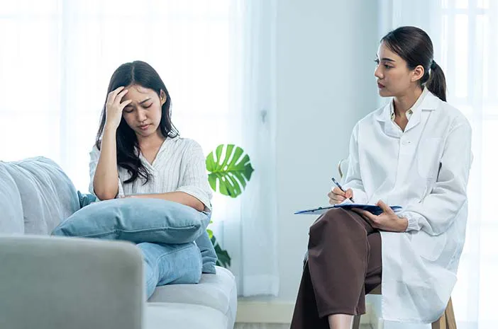 Metode hipnoterapi sebagai alternatif aman dari efek samping obat psikolog