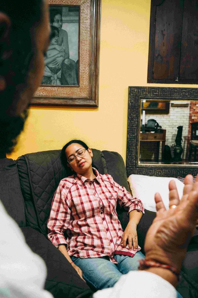 Experience professional hypnotherapy services in Denpasar to enhance mental well-being, reduce stress, and achieve personal growth